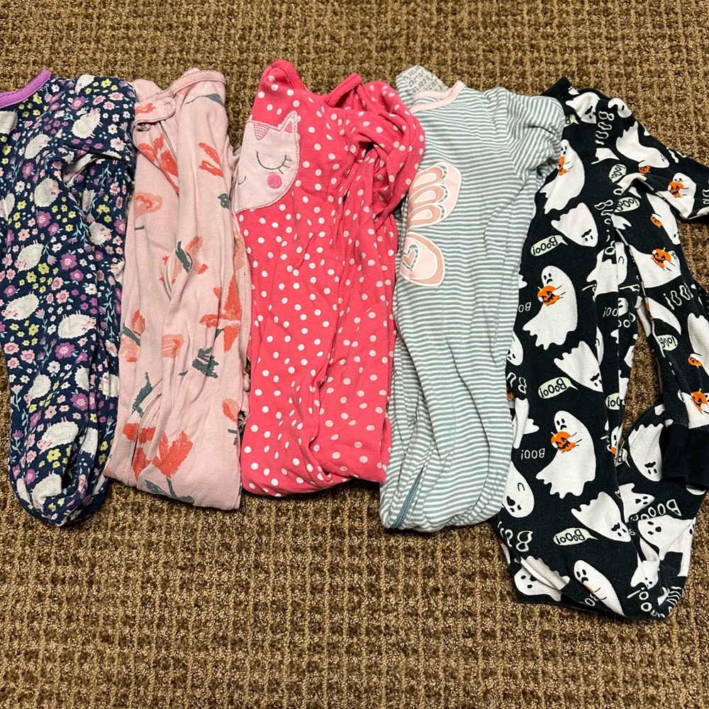 4T footed sleepers
